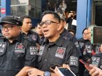 hina-pemimpin-negara-kader-repdem-se-indonesia-minta-rocky-gerung-dijebloskan-WEIDdpH32Z