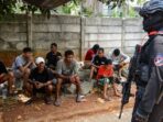 penggerebekan-narkoba-di-kampung-ambon-1792057706476_169